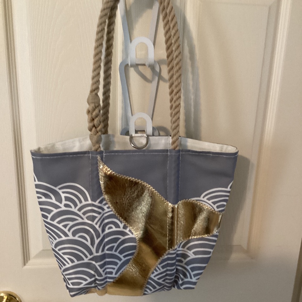 Sea Bags Maine medium tote from recycled sails